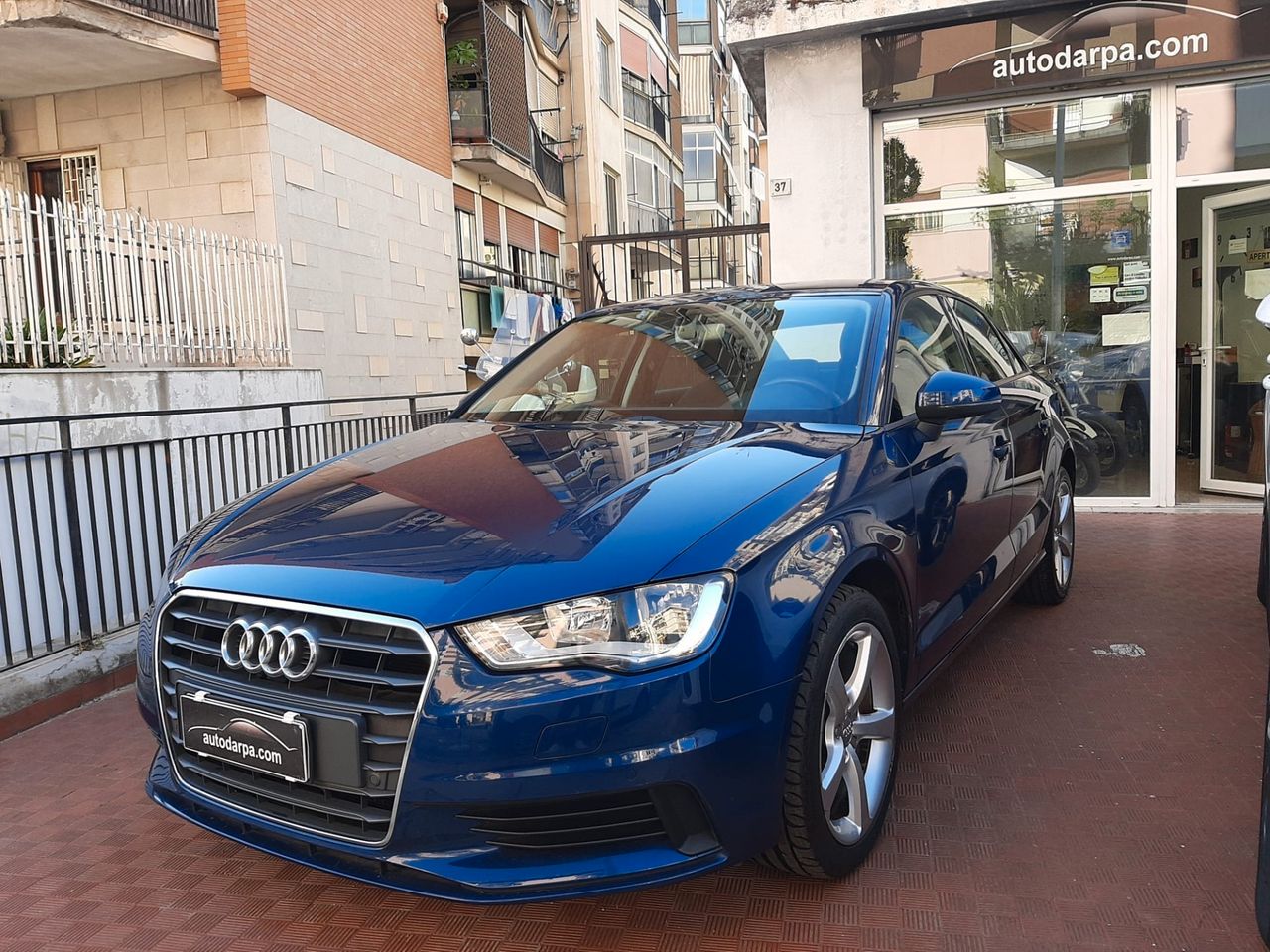 Audi A3 Sedan 1.6 TDI S tronic Design