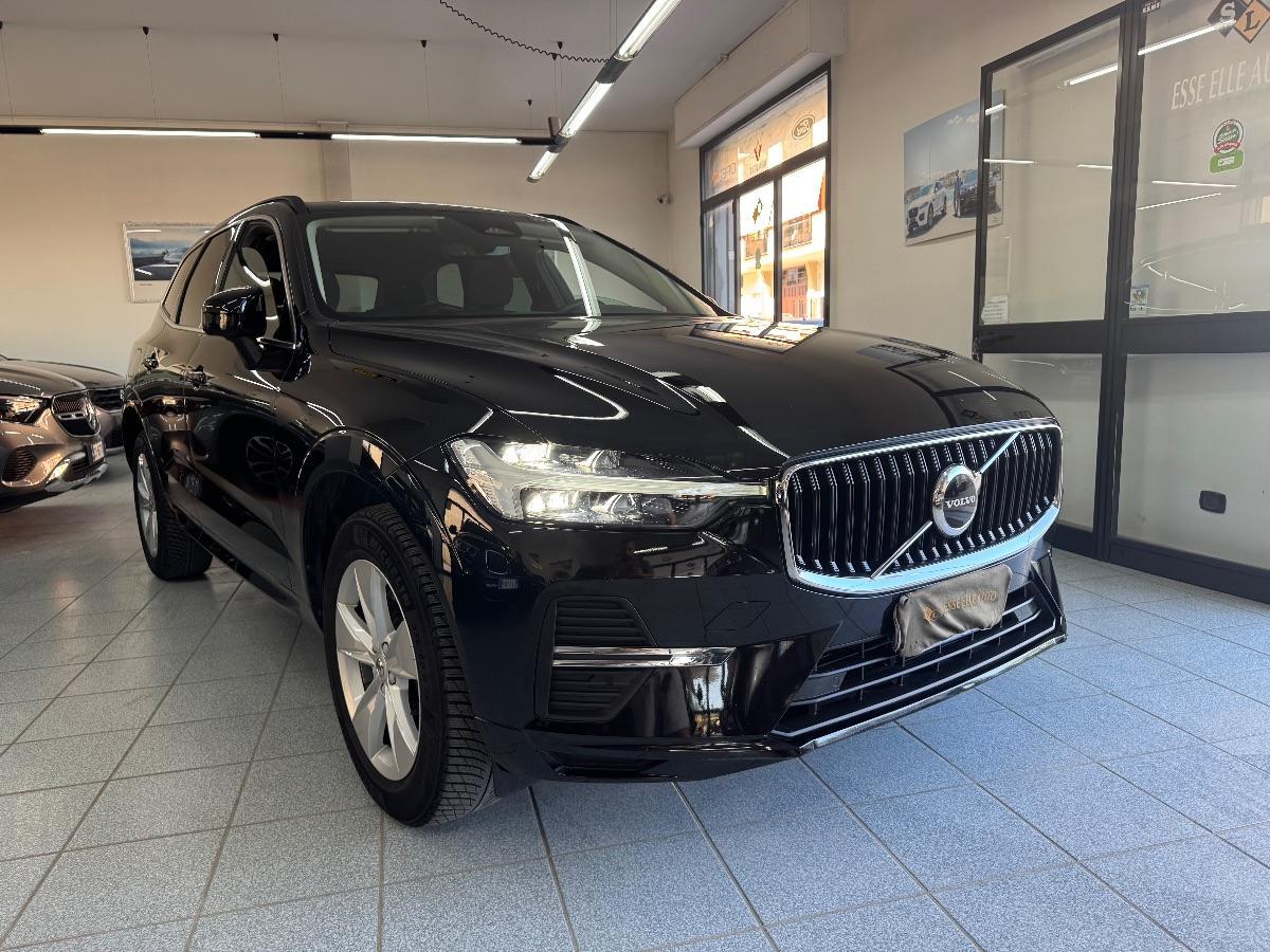VOLVO XC60 -B4 automatico Core UNICO PROP/ RETROCAMERA/ LED/ SEDILI ELETTRICI