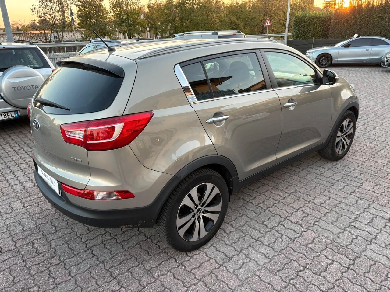 KIA SPORTAGE 1.7 CRDI UNICA MANO SI NEOPATENTATI