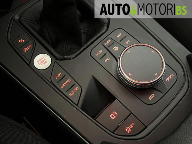 BMW 118 i 5p. Advantage *BOOKSERVICE*