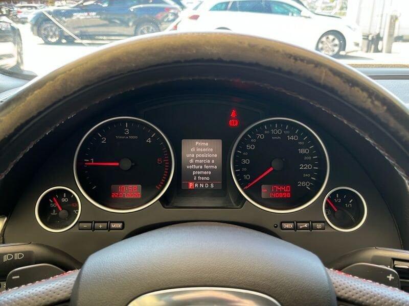 Audi A4 Cabrio 2.0 tdi *AUTOMATICA*