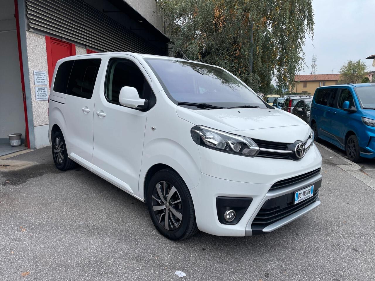 Toyota Proace Verso 1.6D 8 posti uniproprietario