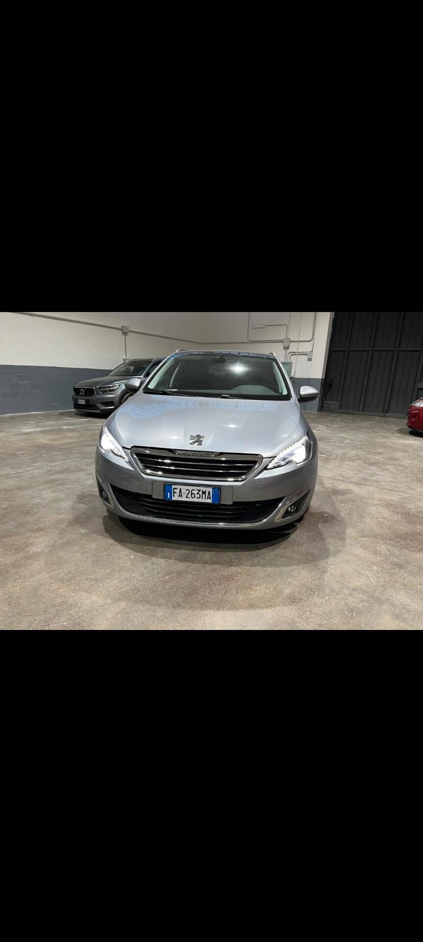 Peugeot 308 BlueHDi 120 S&S Business