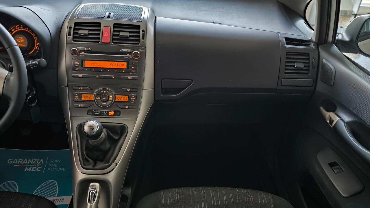 Toyota Auris 1.4 D-4D 5 porte Sol MY'08