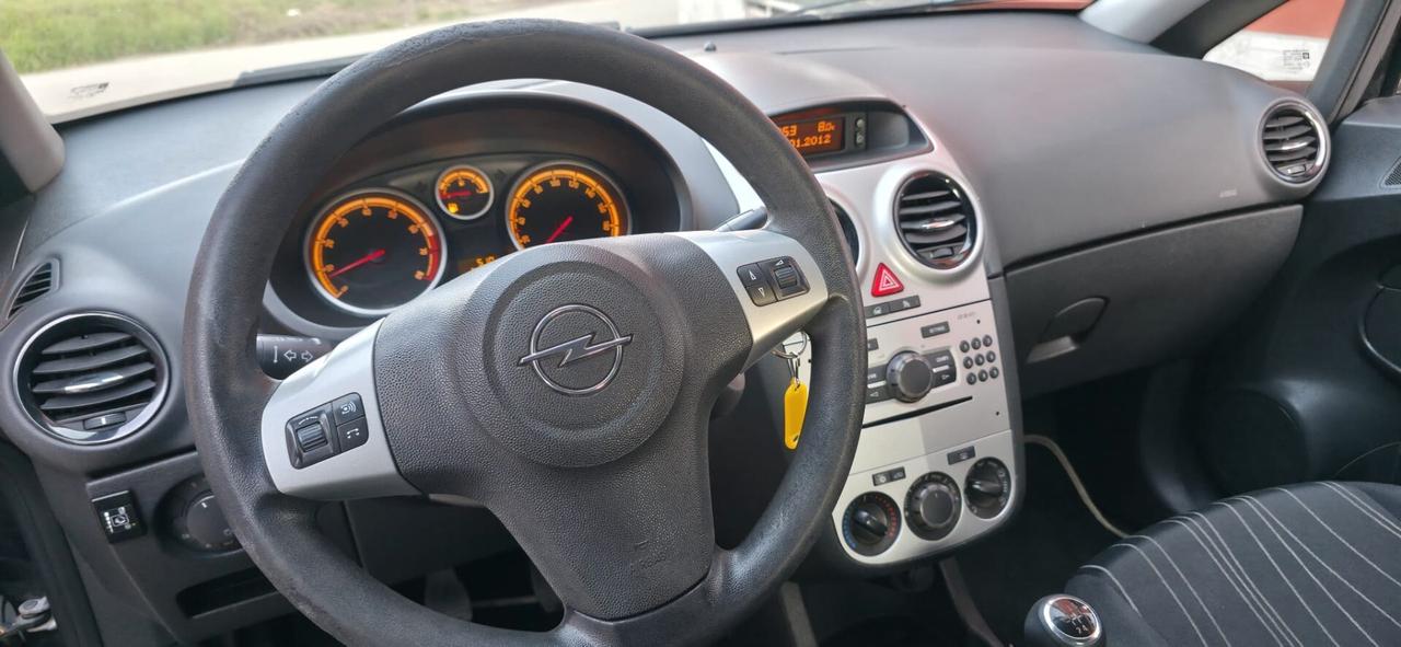 Opel Corsa 1.2 80CV 5 porte GPL-TECH Club neopatentati