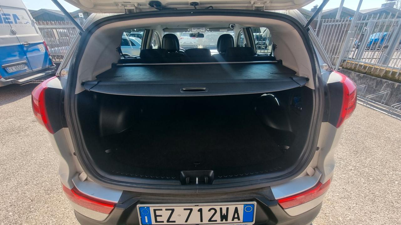 Kia Sportage 1.7 CRDI VGT 2WD high tech