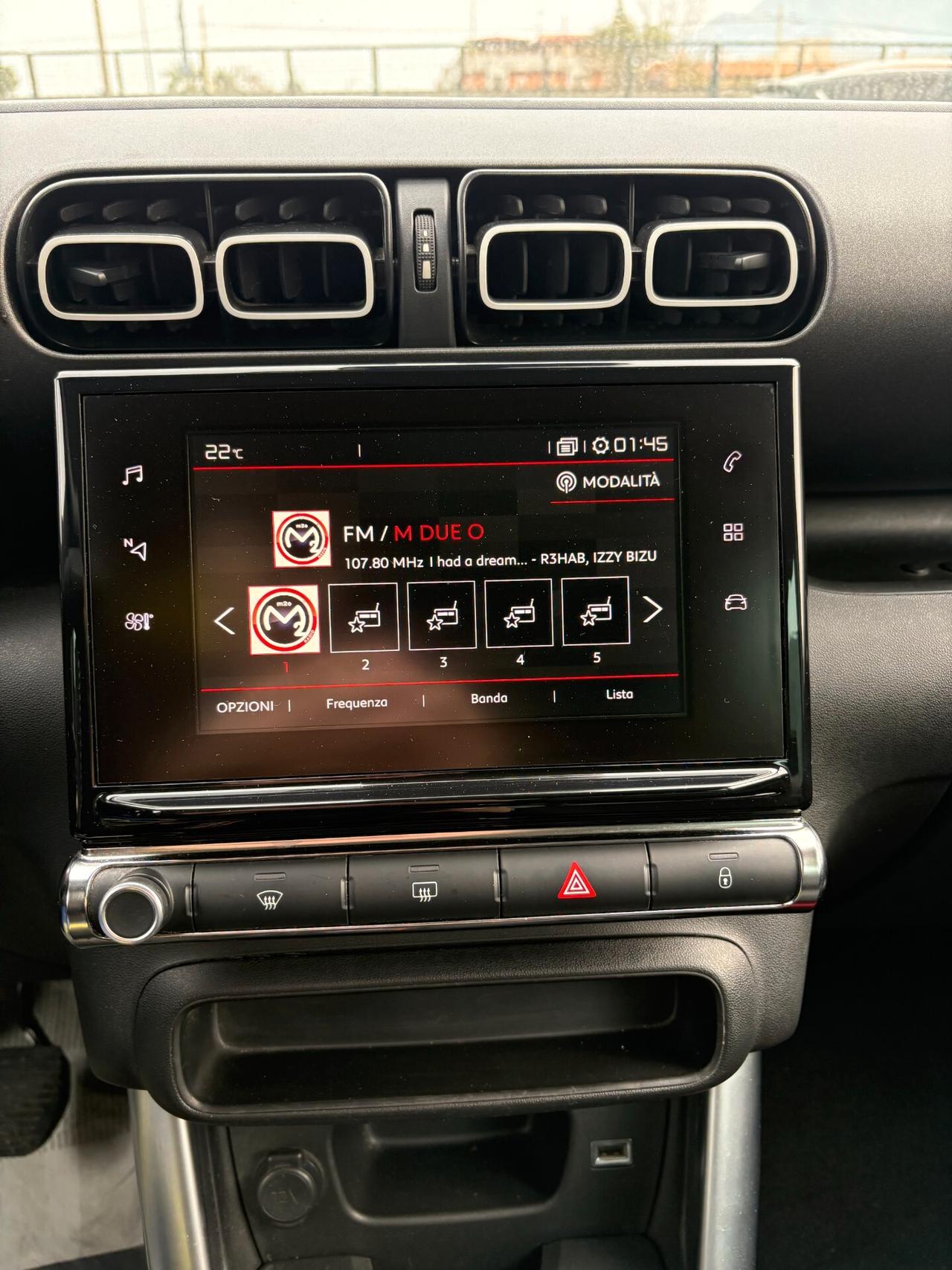 Vendesi Citroen C3 Aircross 1.2 Benzina Anno 2018 km 62.809