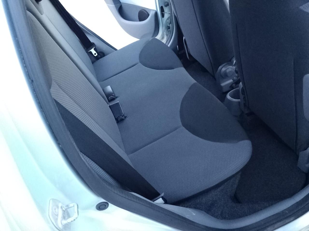 Toyota Aygo 1.0 12V VVT-i 5 porte Sol