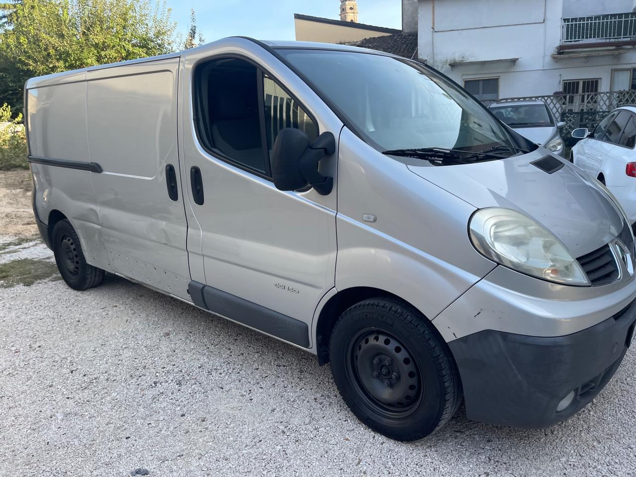 Renault Trafic T27 2.5 dCi/150 PC-TN Furgone DPF
