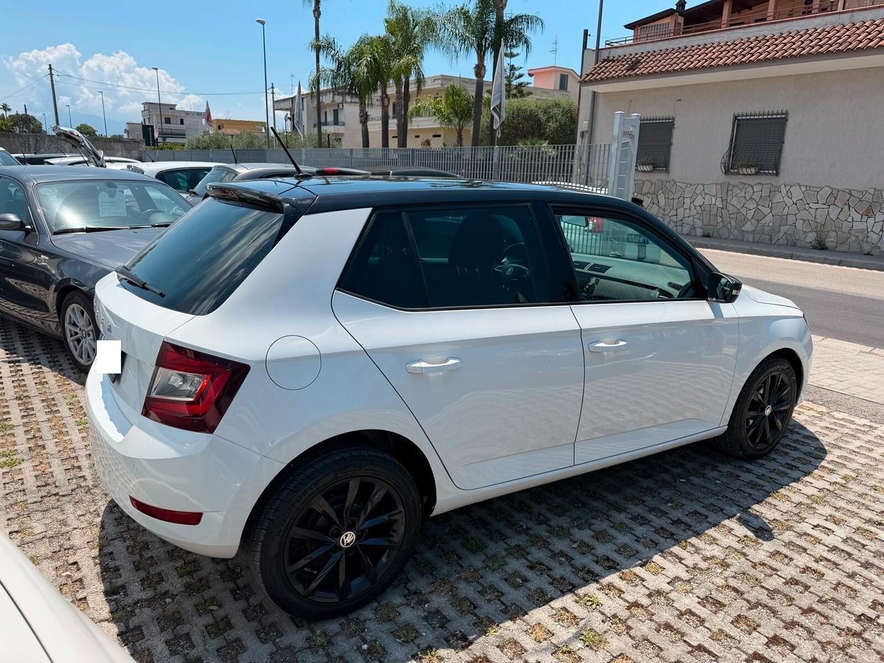 Skoda Fabia 1.0 MPI 60 CV Design Edition-2020