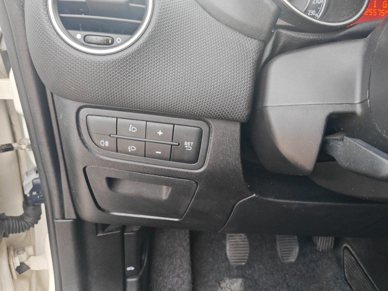 Fiat Punto 5 Porte Punto 5p 1.2 Street E6 LEGGI