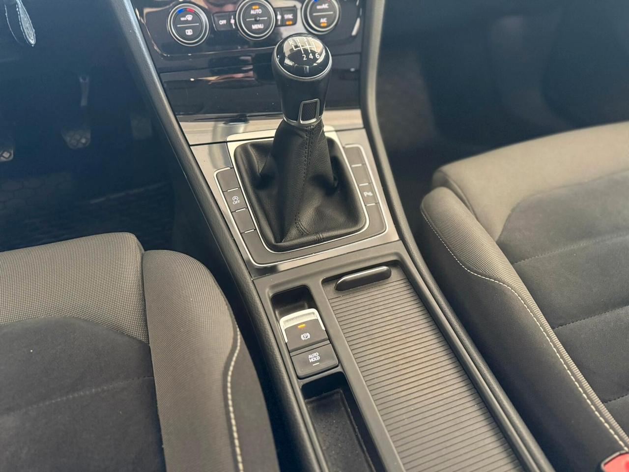 Volkswagen Golf 2.0 TDI 5p. Highline BlueMotion Technology