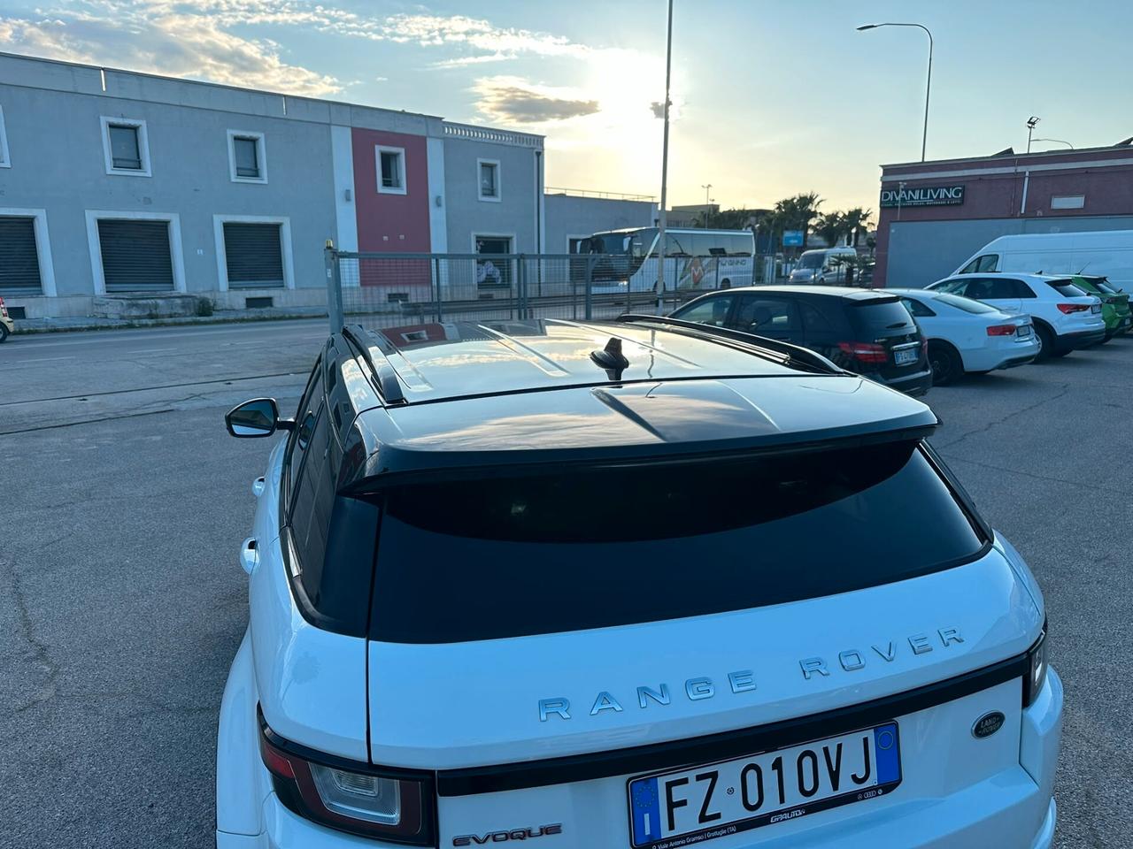 Land Rover Range Evoque 2.0 TD4 150 CV 5p. SE