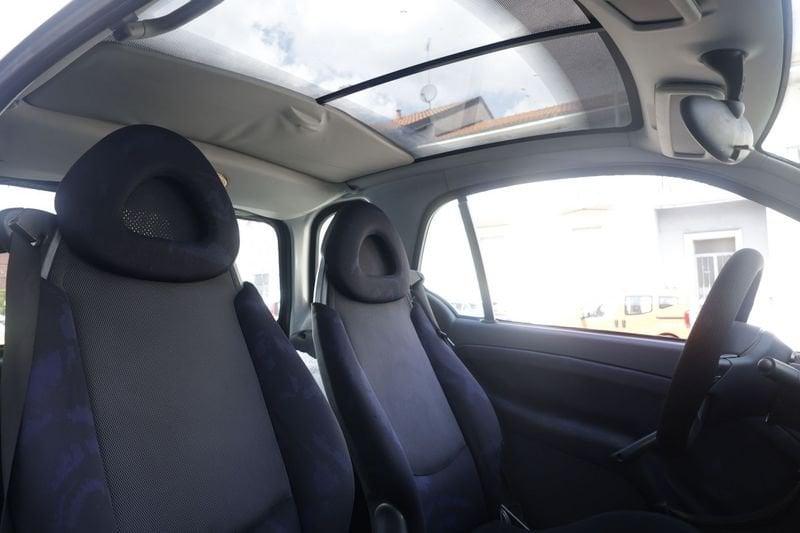 smart fortwo smart fortwo fortwo 700 coupé pure (45 kW) MOTORE NUOVO Unicoproprietario