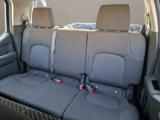 NISSAN Navara 2.5 dCi 4 porte Double Cab Sport