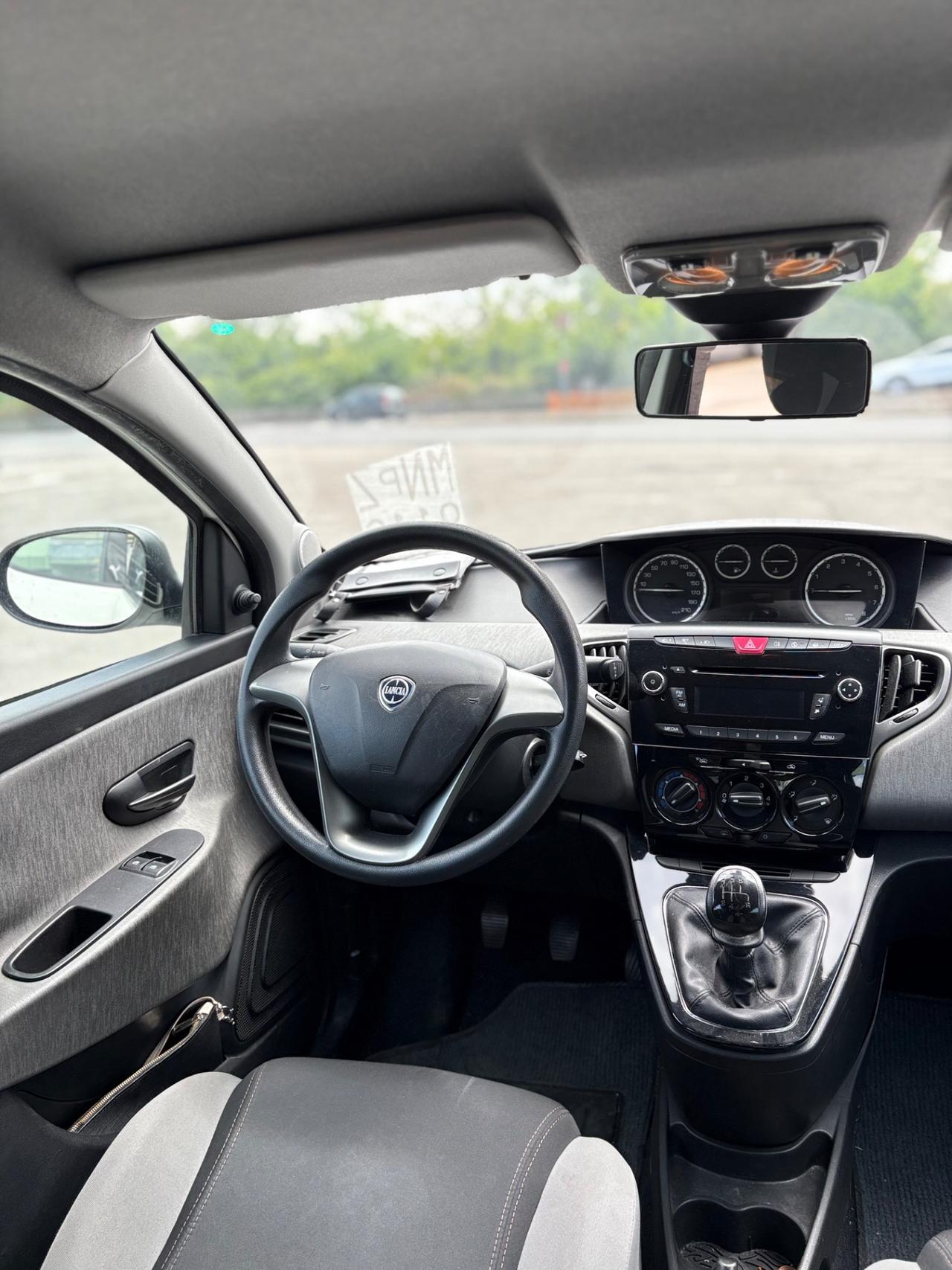 Lancia Ypsilon 1.2 benzina 69 CV PROMO ATTIVA