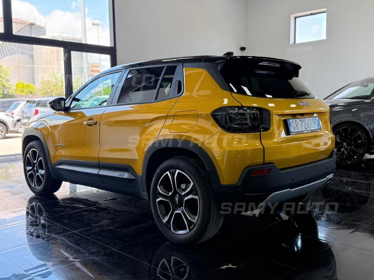Jeep Avenger 1.2 Turbo 100 CV Summit