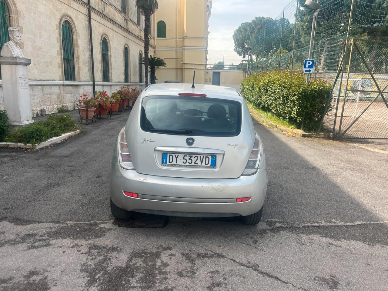 Lancia Ypsilon 1.3 MJT 75 CV X NeoPatentati