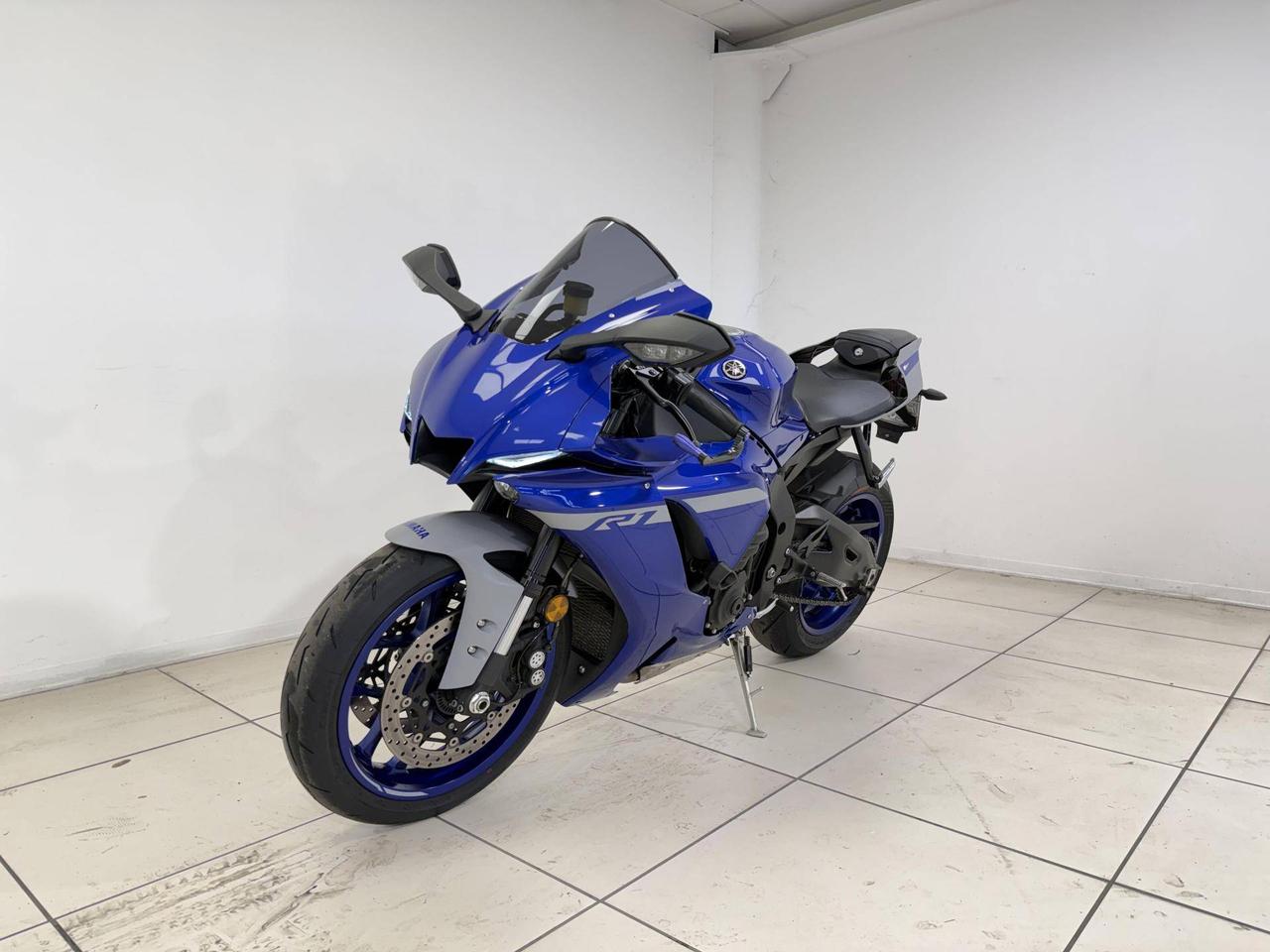 YAMAHA YZF R1 1000