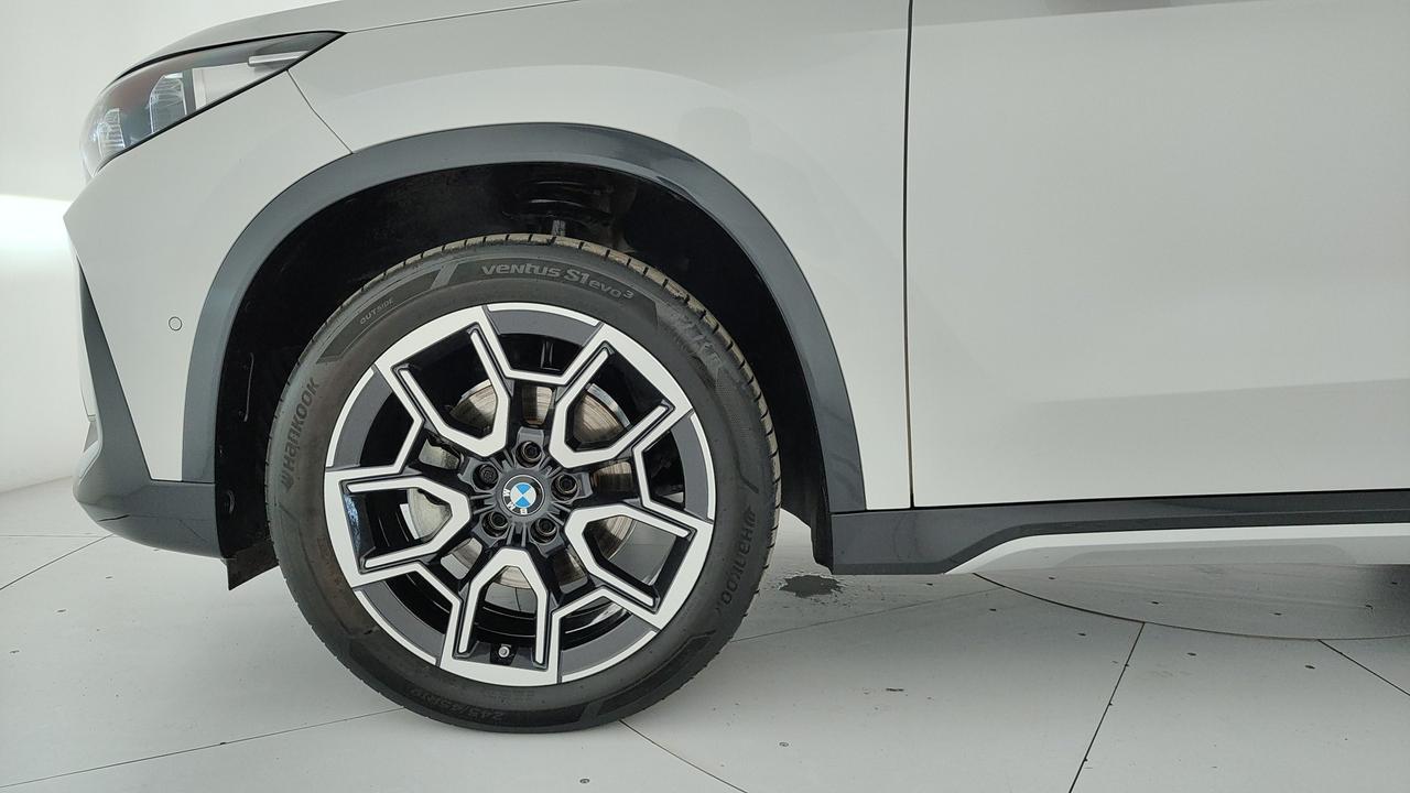 BMW X1 U11 - X1 sdrive18d X-Line auto