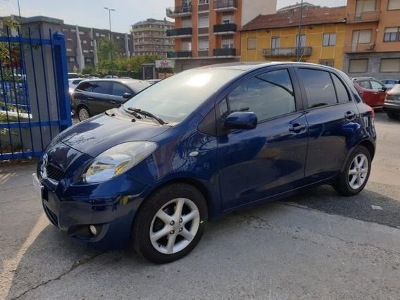 TOYOTA Yaris 1.3 5 porte Sol