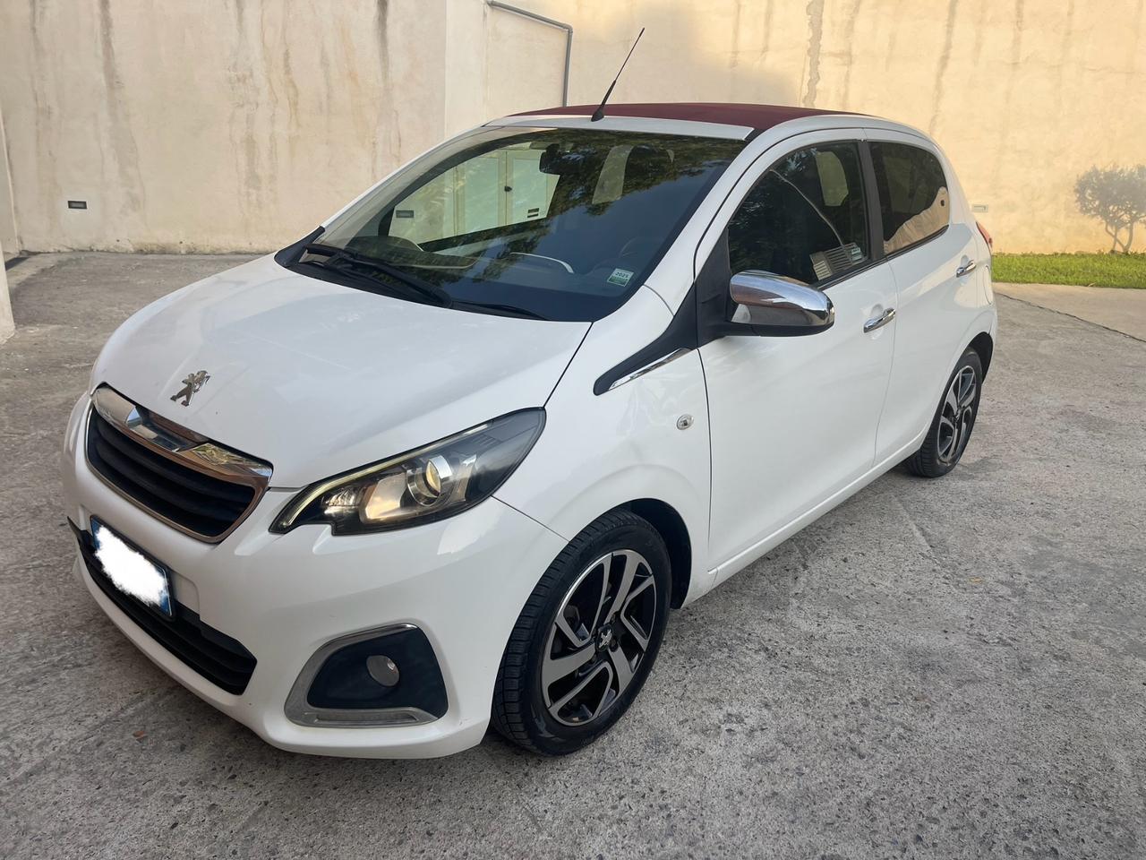 Peugeot 108 PureTech 82 5 porte Allure