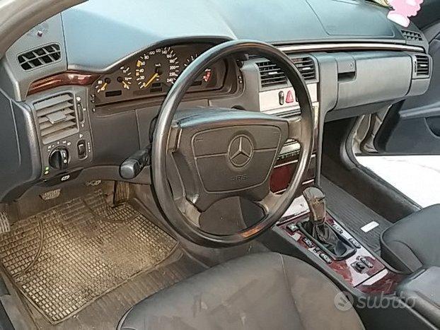 Mercedes Classe E 200 S.W. Elegance Metano