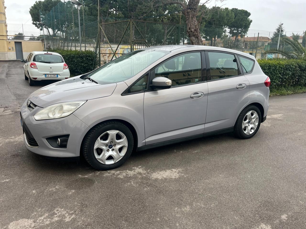 Ford C-Max 1.6 TDCi 95CV Titanium Garantita