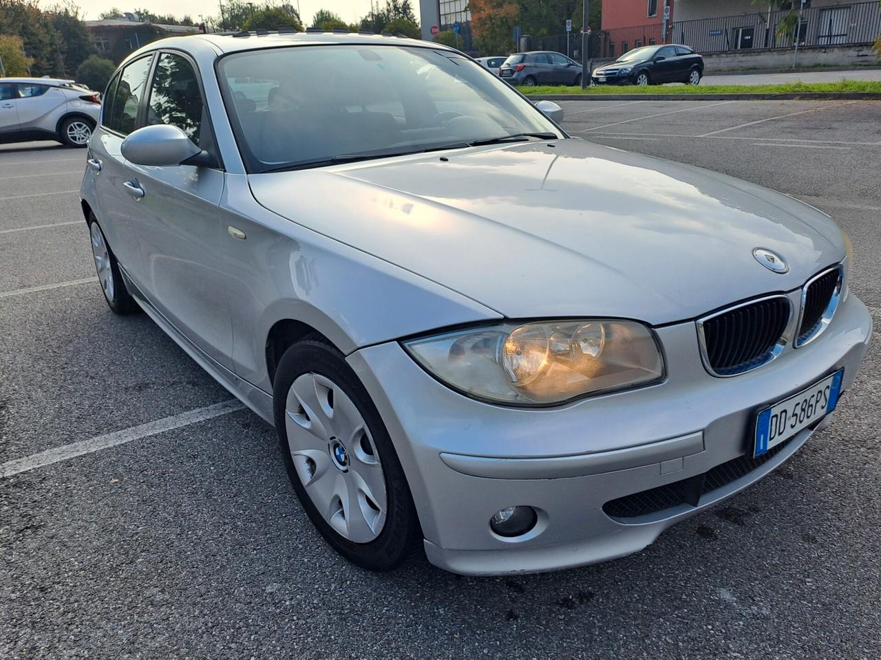 Bmw 120 120d cat 5 porte Attiva