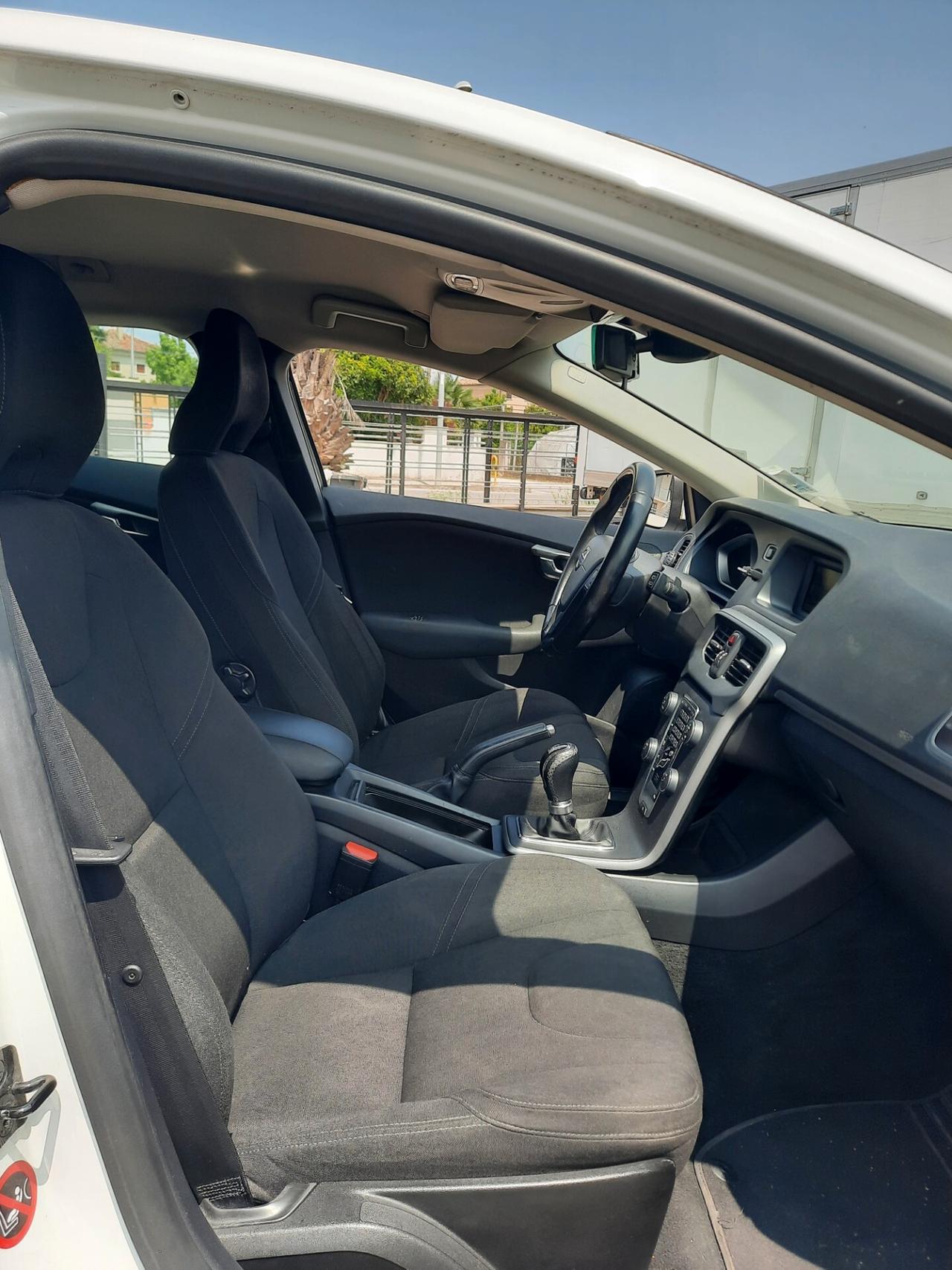 Volvo V40 D2 1.6 Momentum