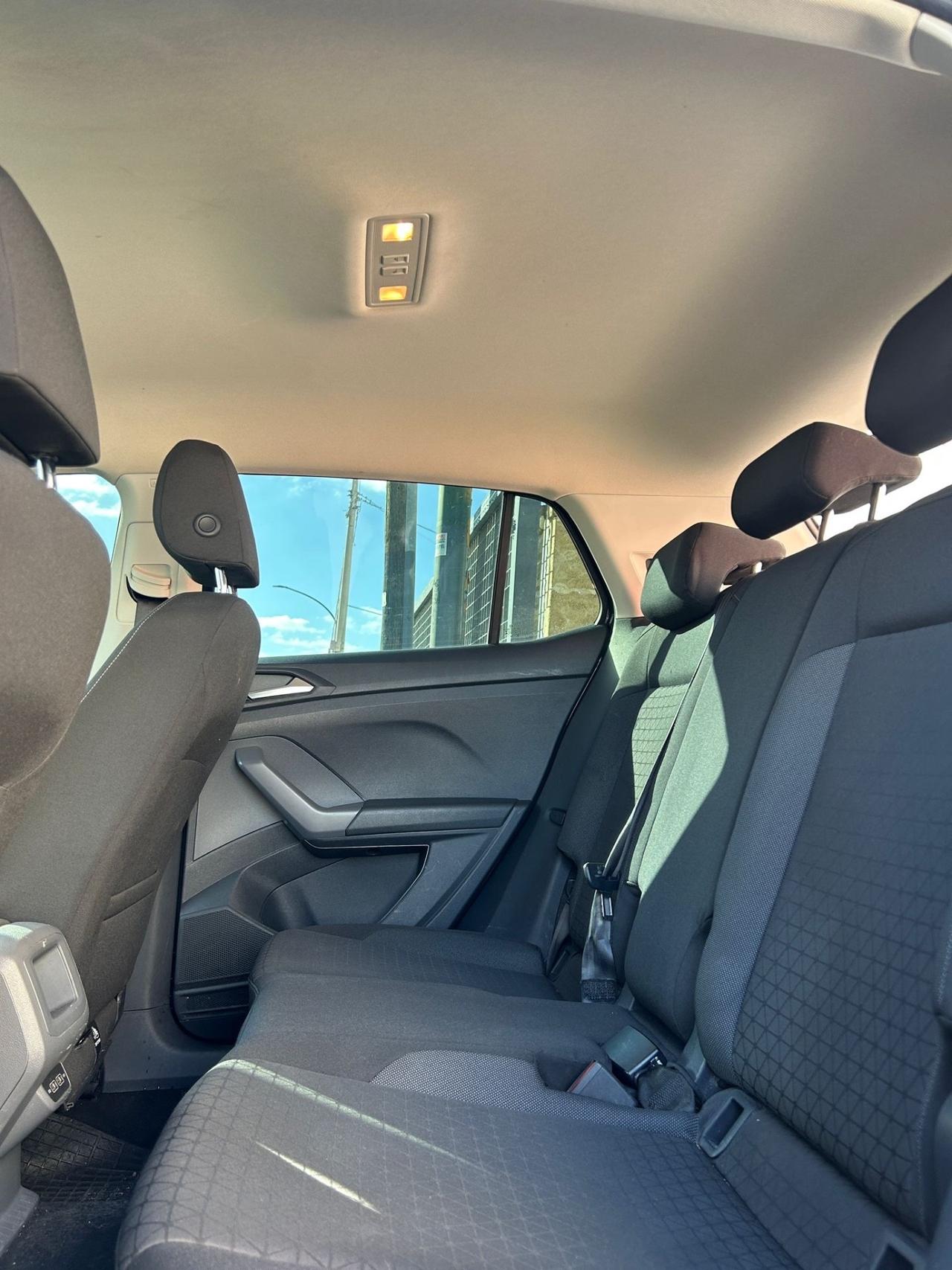 Volkswagen T-Cross 1.6 TDI DSG-2020 !TOTAL BLACK!