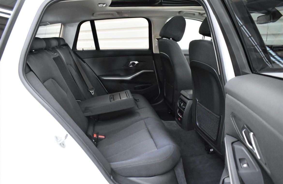 BMW 318 d M SPORT