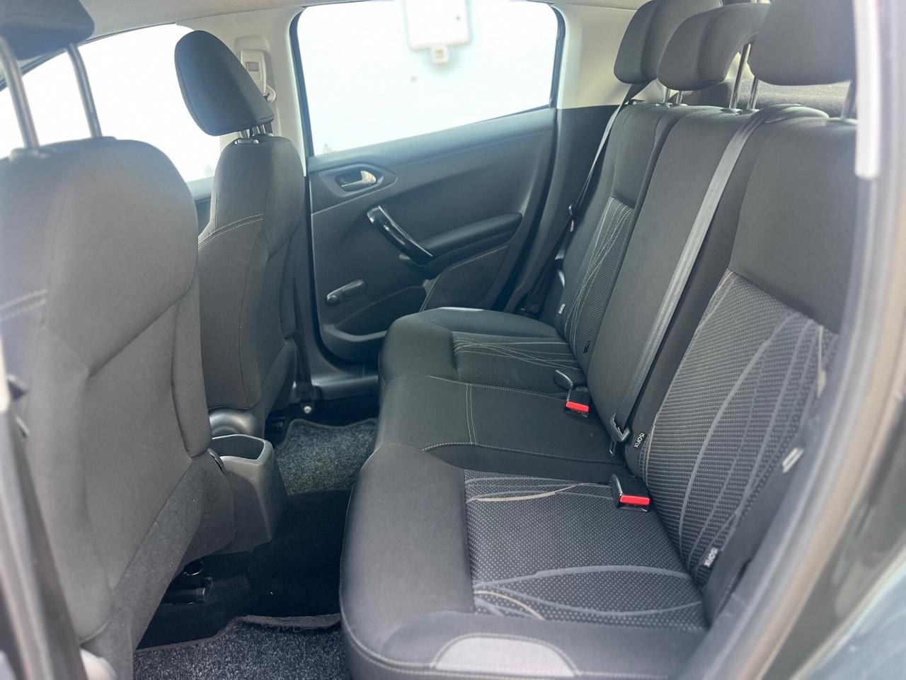 Peugeot 208 PEUGEOT 208 1.2 BENZ PER NEOP - GARANZIA 12 MESI