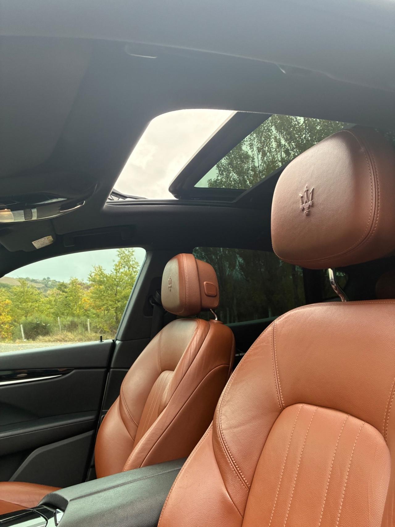 Maserati Levante V6 Diesel 275 CV AWD