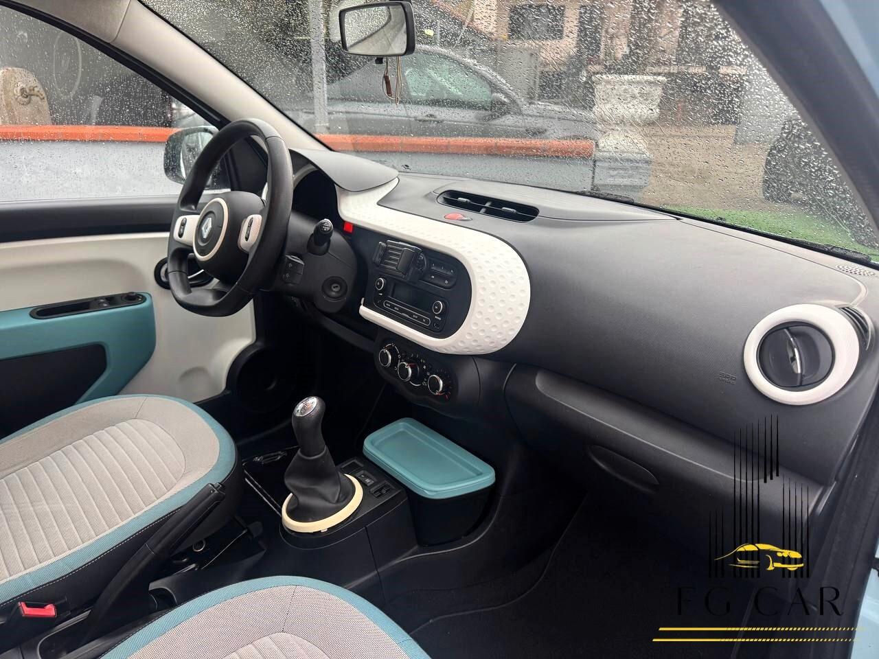 Renault Twingo SCe Live 11/2015 1.0 70 CV