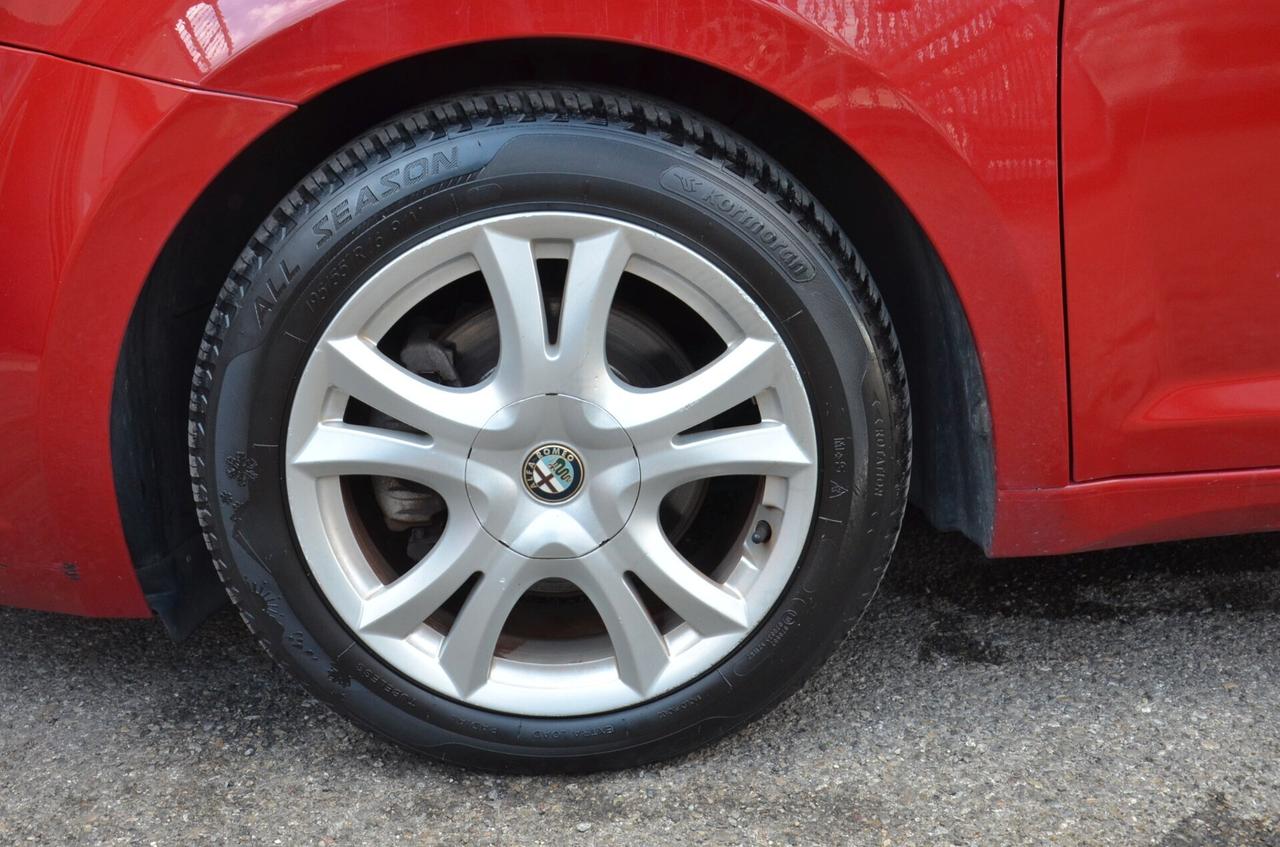 Alfa Romeo MiTo 1.3 JTDm-2 95 CV S&S Distinctive Premium Pack
