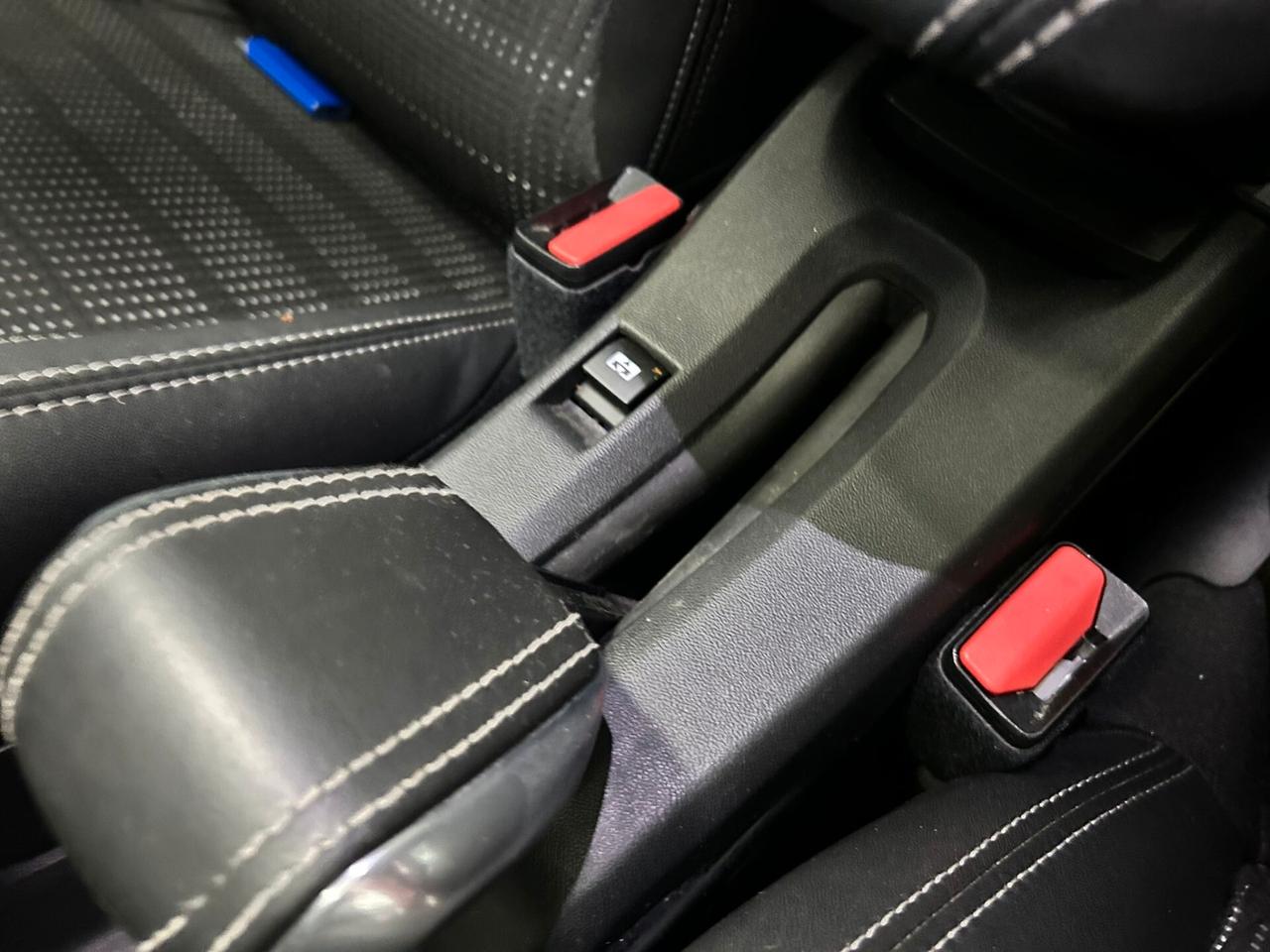 Peugeot 2008 1.2B X NEOPATENTATI Allure 2015