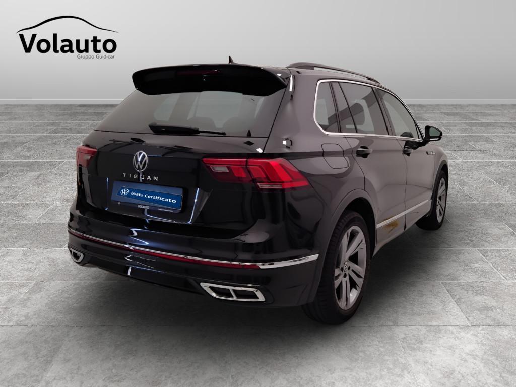 VOLKSWAGEN Tiguan II 2021 - Tiguan 1.5 tsi R-Line 150cv dsg