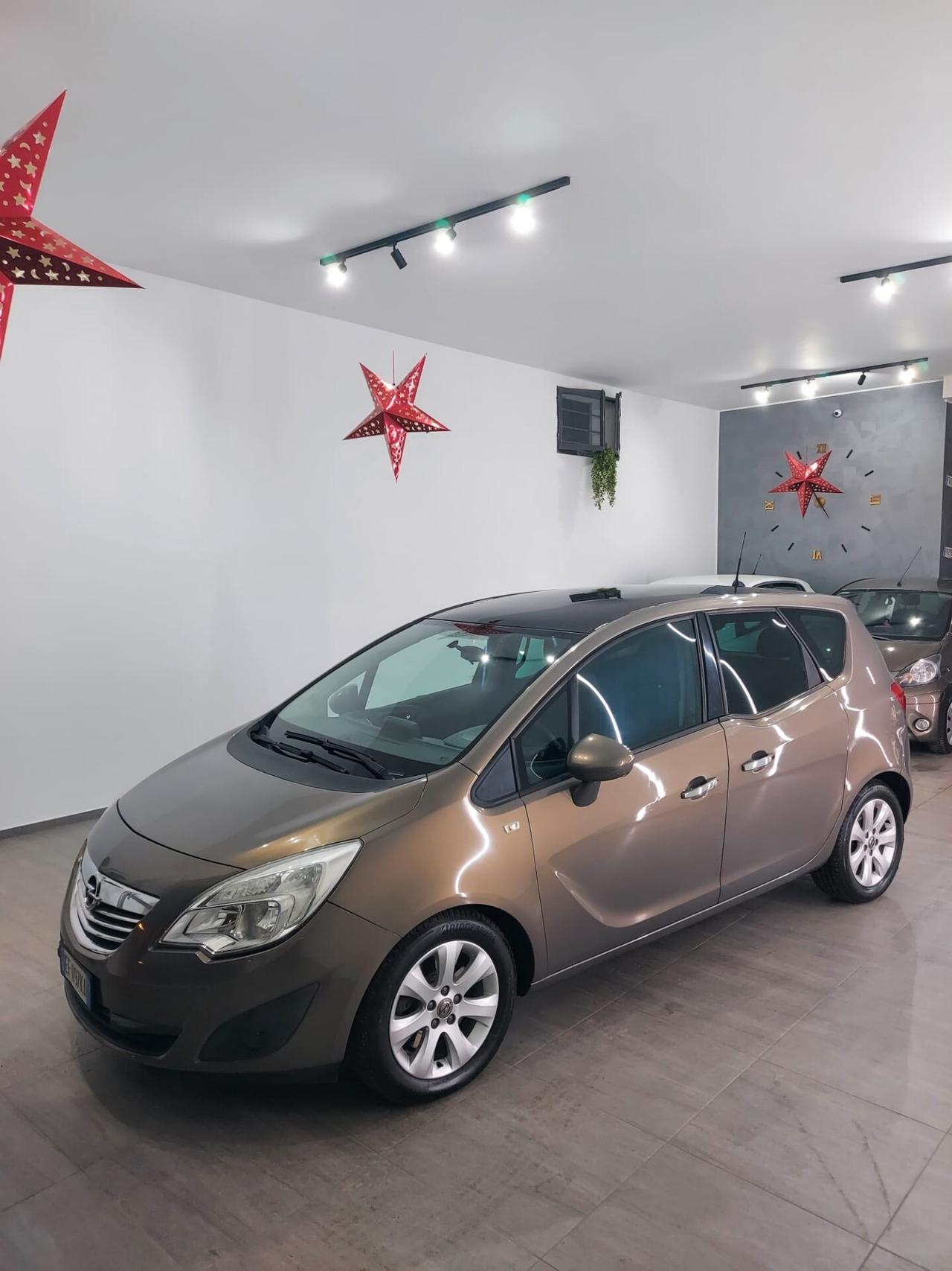 Opel Meriva 1.7 CDTI aut. B-COLOR PANORAMIC