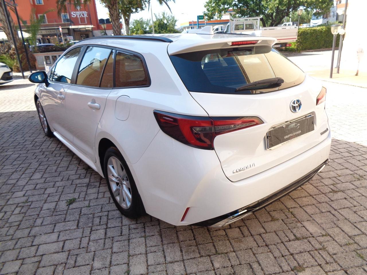 Toyota Corolla Touring Sports 1.8 Hybrid Active BIANCO NESSUN VINCOLO DI FINANZIAMENTO