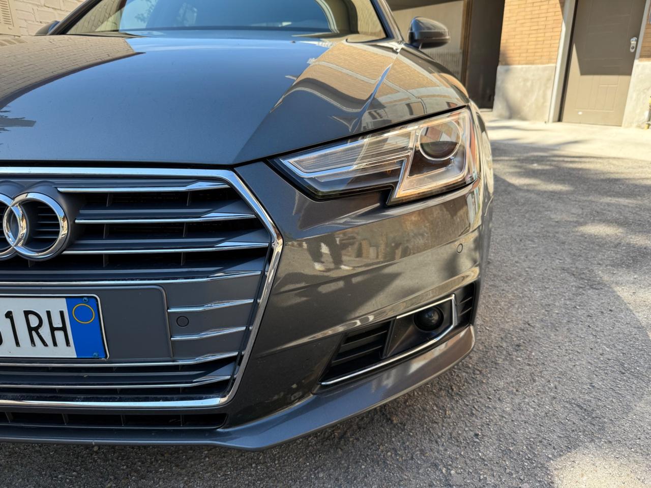 Audi A4 Avant 2.0 TDI quattro S tronic Business Sport