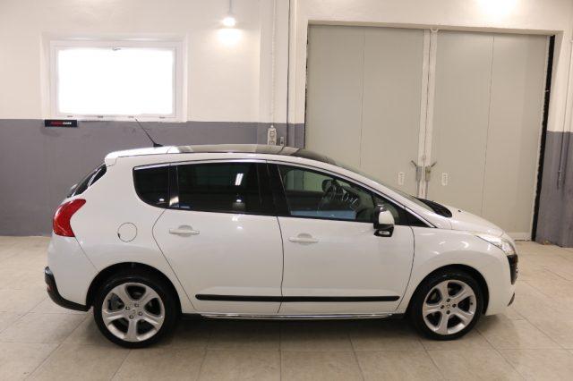 PEUGEOT 3008 2.0 HDi 150CV Business