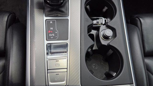 AUDI A6 Avant 40 2.0 TDI S tronic Business Sport PERMUTE