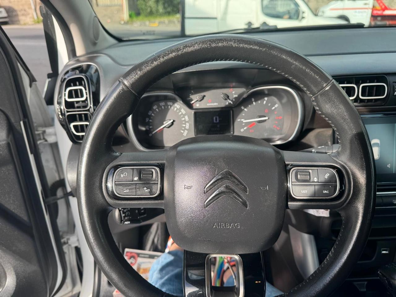 Citroen C3 Aircross C3 Aircross BlueHDi 100 S&S Shine
