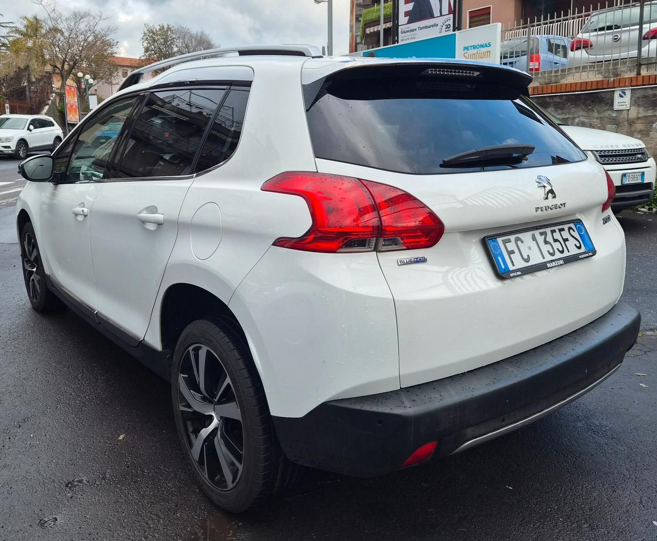 Peugeot 2008 BlueHDi 100 Black Matt