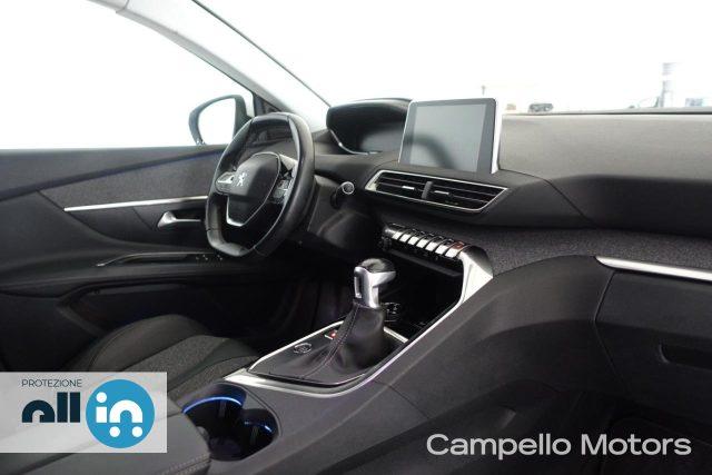 PEUGEOT 3008 3008 PureTech Turbo 130 S&S Allure