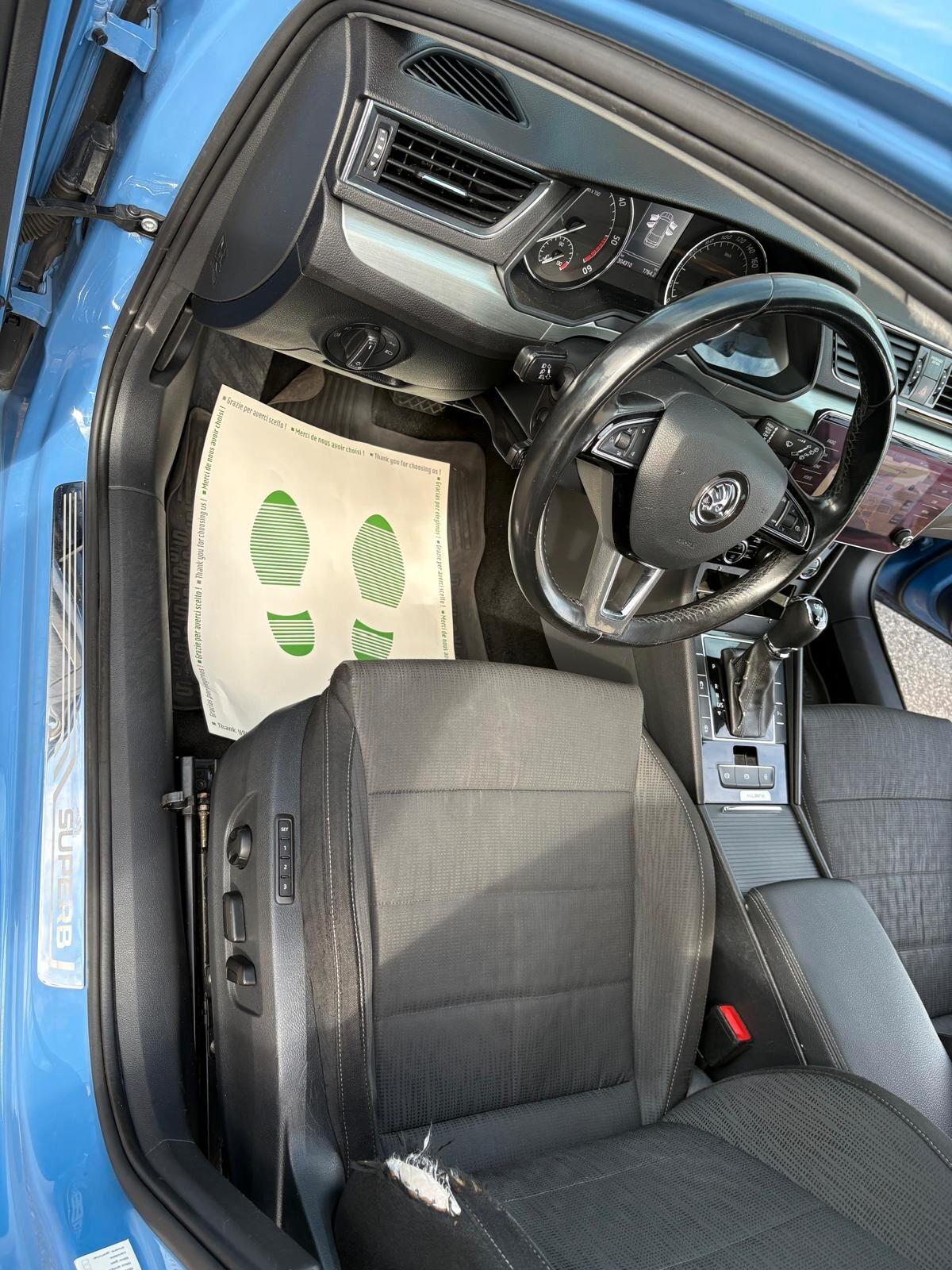 Skoda Superb -Auto ex polizia stradale brennero(Full optional)