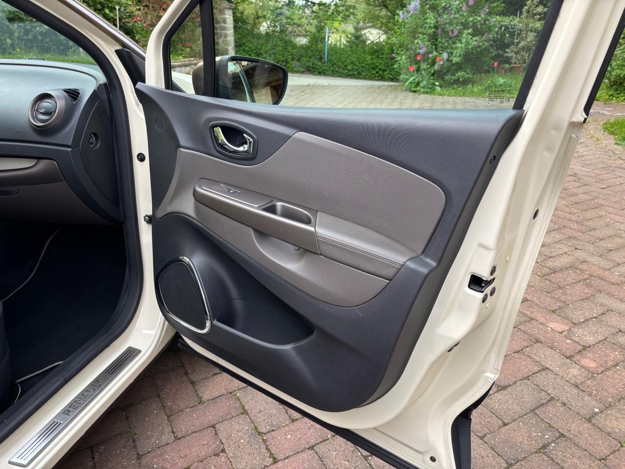 Renault Captur 1.5 dCi 8V 110 CV Start&Stop Intens