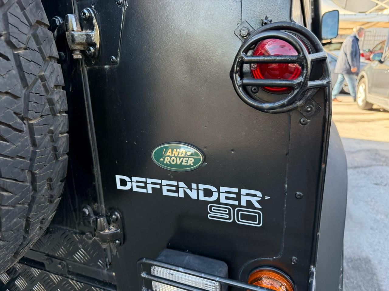 Land Rover Defender 90 serie300