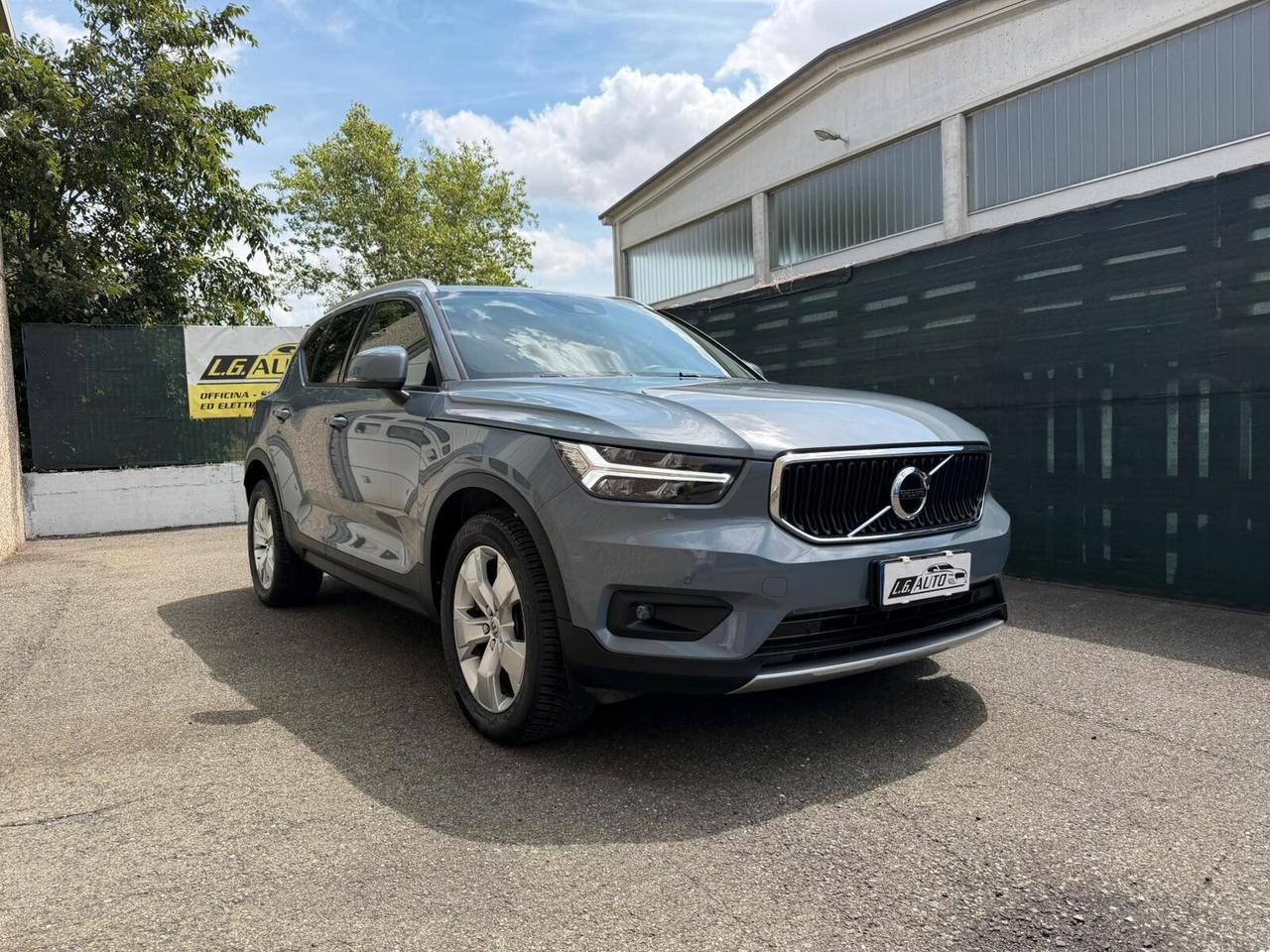 Volvo XC40 D3 Geartronic Momentum Pro